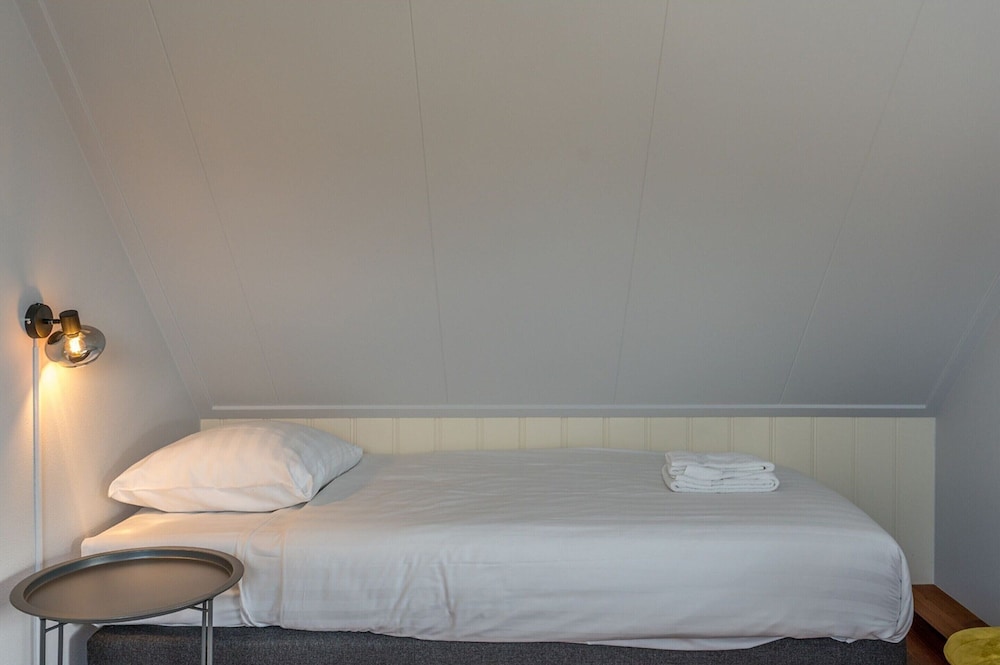 Lovely Holiday Home in Texel Near Sea view 3