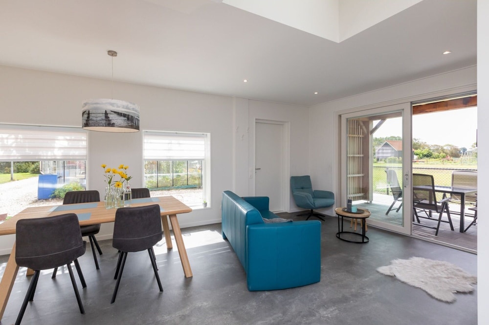 Wonderfully Quiet Situated in Polder near Beach