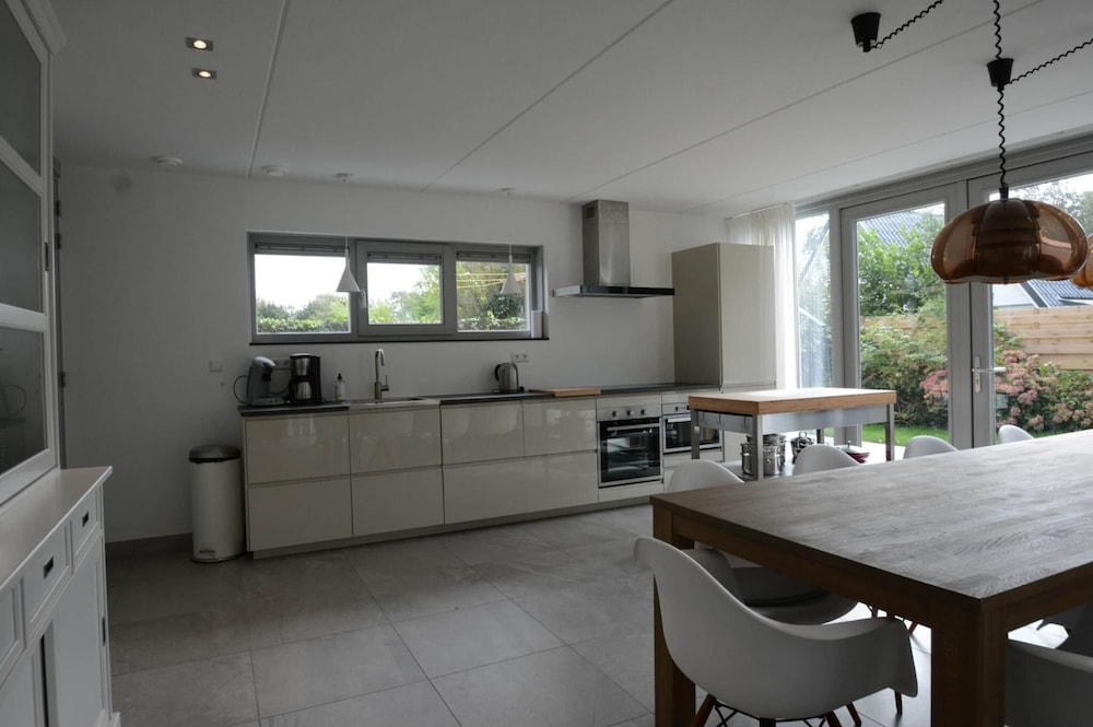 Luxurious & Stylishly Holiday Home view 2