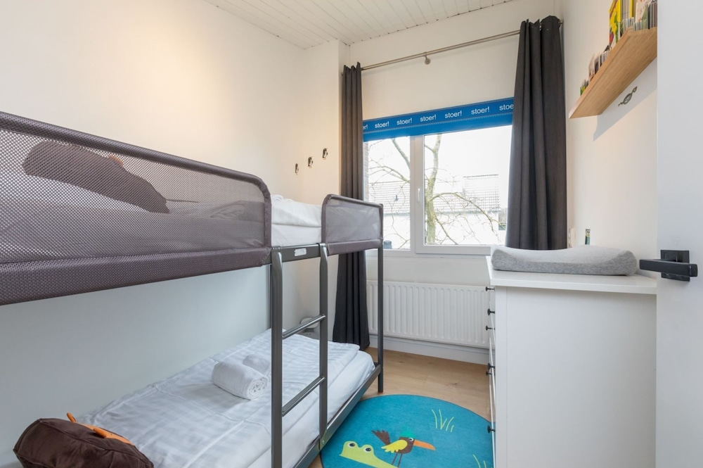 Comfort Holiday Home Near Beach view 4