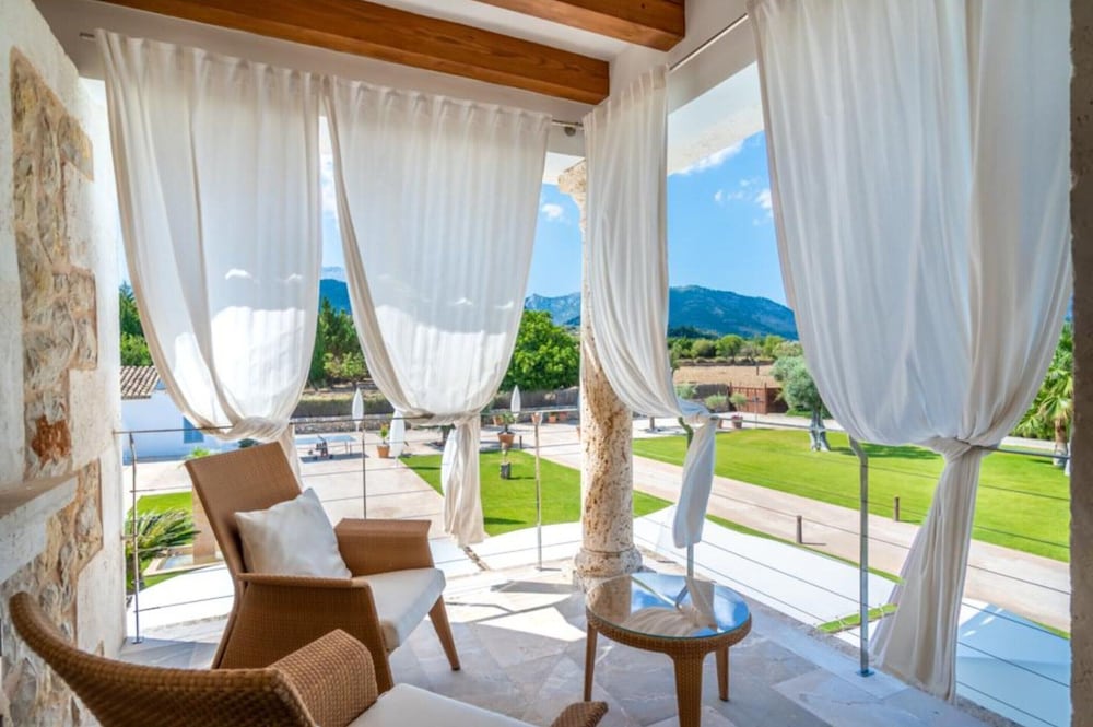 Villa in Mallorca With Event Space & Chill Out