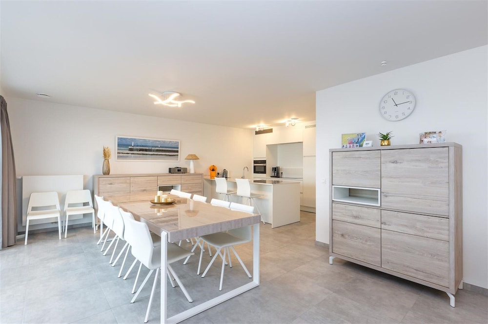 Spacious New-build Apartment With Large Terrace