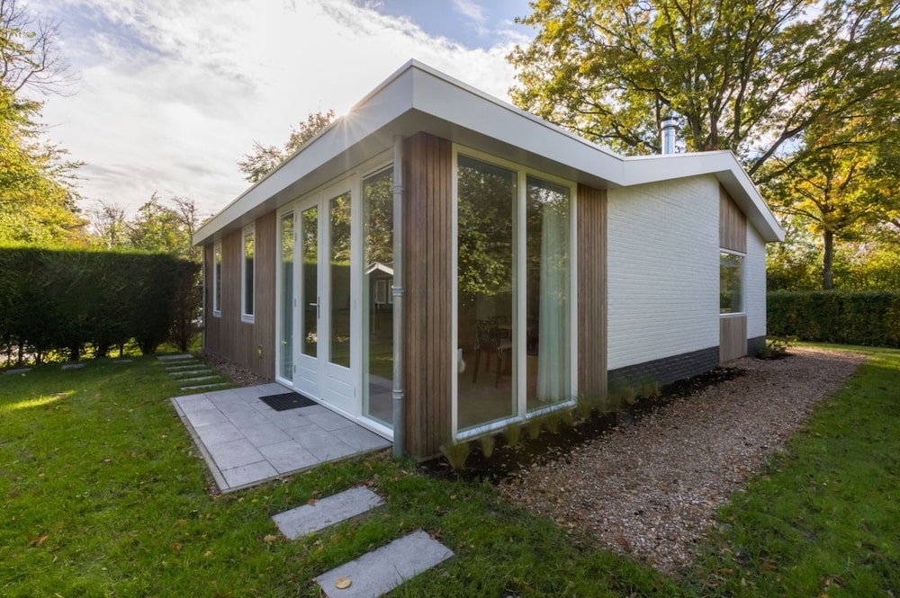 House in Oostkapelle Near Beach & Sauna
