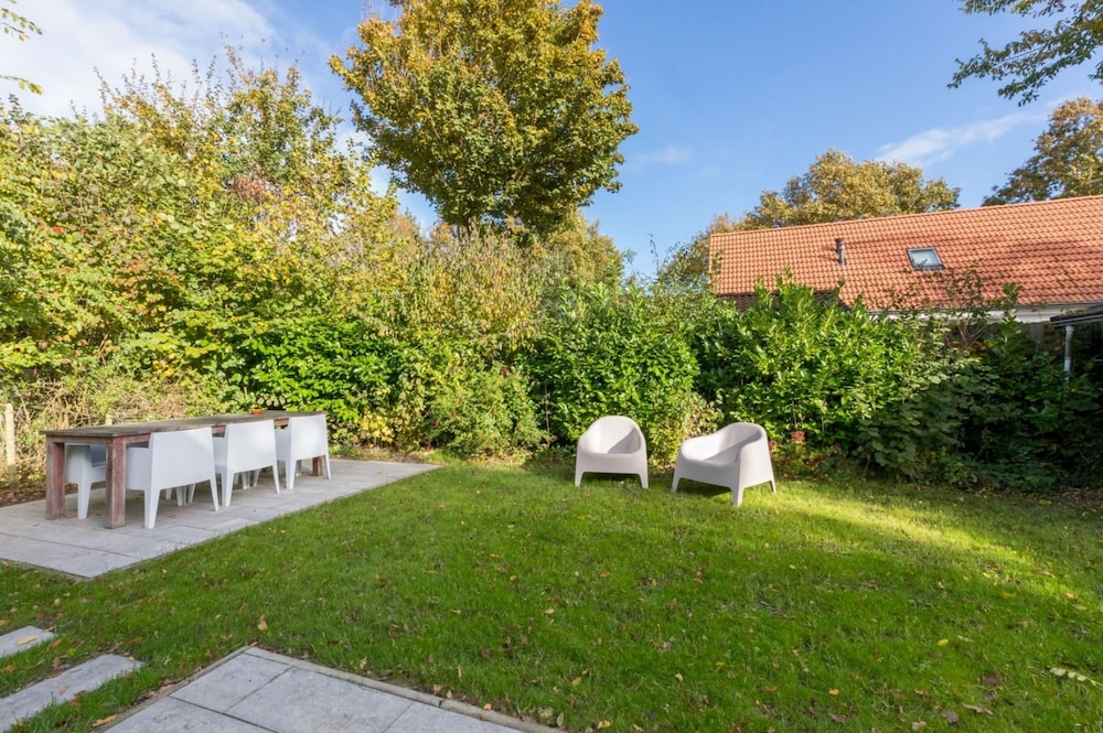 House in Oostkapelle Near Beach & Sauna