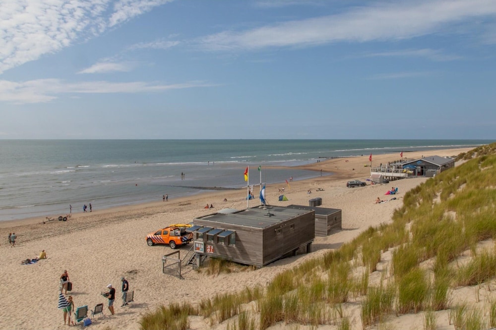 Holiday Home in De Punt With Pool & Garden view 4