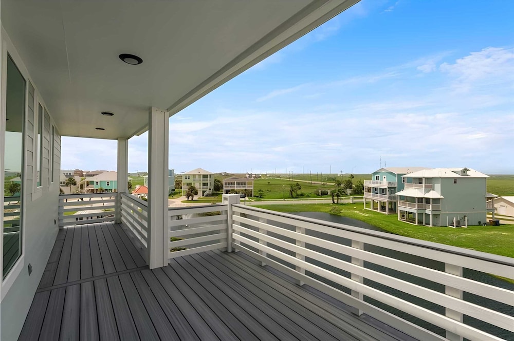 La Concha Blvd #31 -