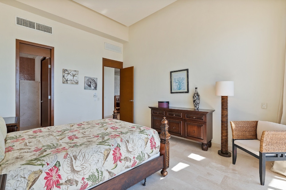 Encanto Living 1202 -4BR by Kivoya
