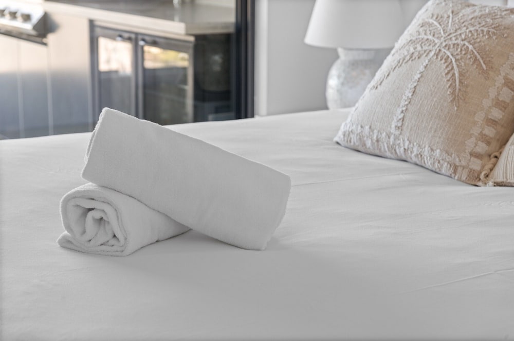 Stylish Brisbane City Stay With Bbq, Pool & Gym