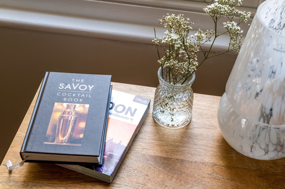 Fantastic Earls Court Flat