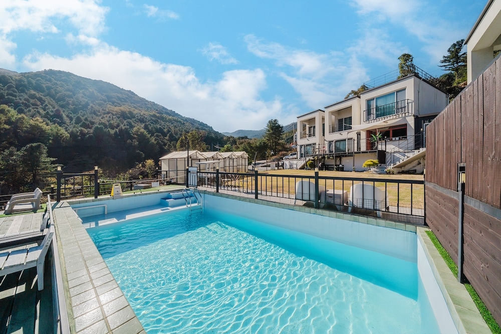 Gapyeong Gaedaek Pension