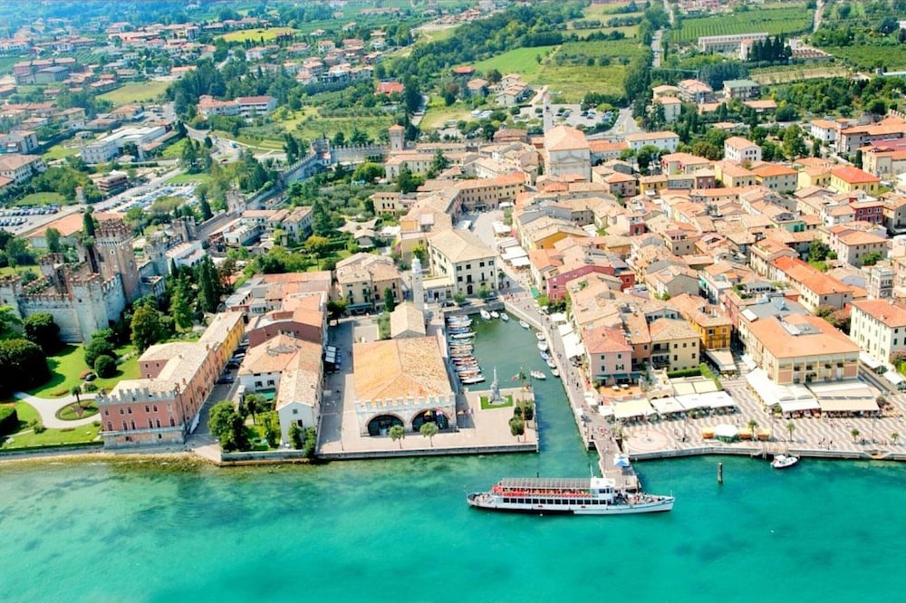 Holiday Home Lazise Near Lake Garda & Pool