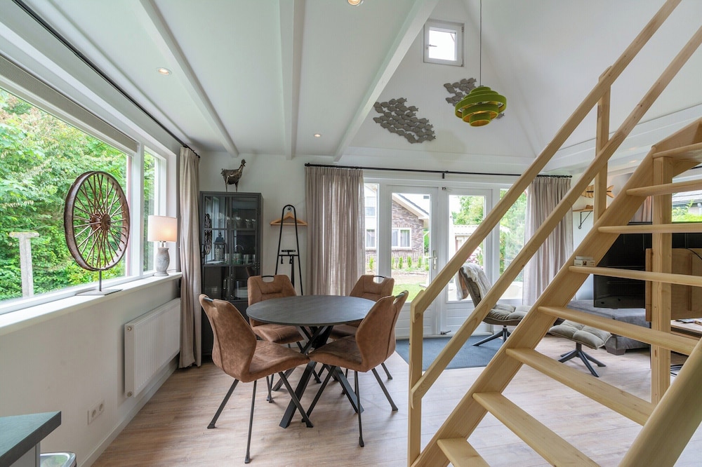Duinland 50 Holiday Home for 4-people Near Beach