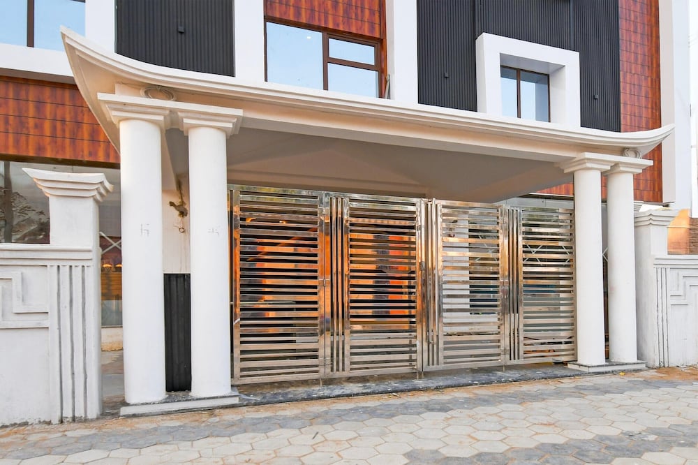 Luxury Stays Near Sea Beach and Jagannath Temple