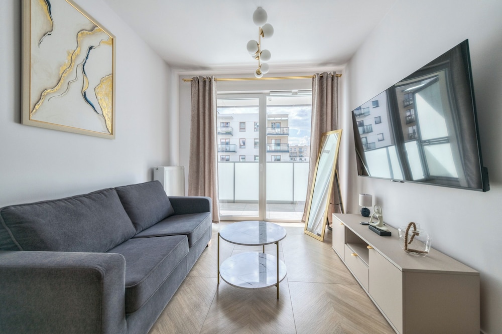 Horizon 34 by Grand Apartments