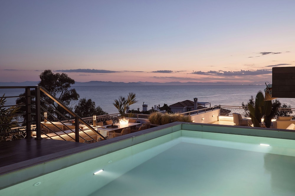 Casa Volare, Penthouse Retreat Athenian Riviera