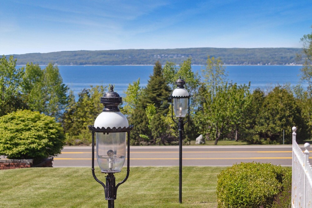 Bay Inn of Petoskey, photo 51