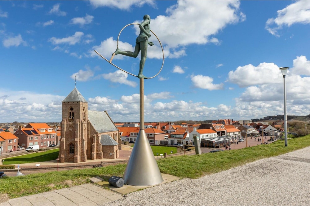 Coastal Comfort in Zoutelande