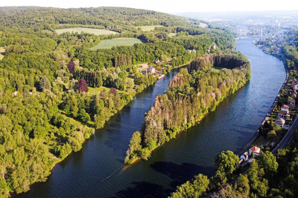 Chalet Near Antwerp & Family Fun at Bobbejaanland