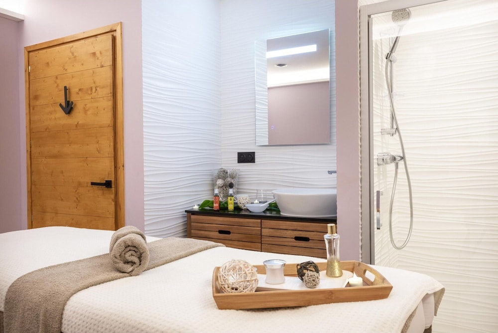 Apartment in Tignes With Ski-in/ski-out Access
