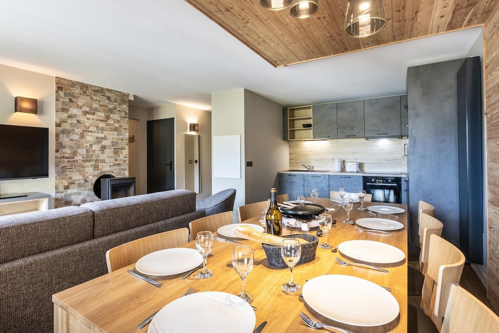 Apartment in Risoul With Ski-in/ski-out Access
