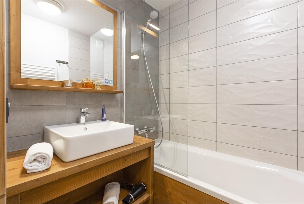 Apartment in Hauteluce With Ski-in/ski-out Access