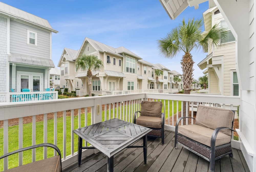 Prominence on 30A by Panhandle Getaways