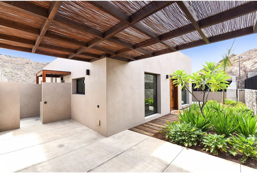 Pleasant Holiday Home Near Beach