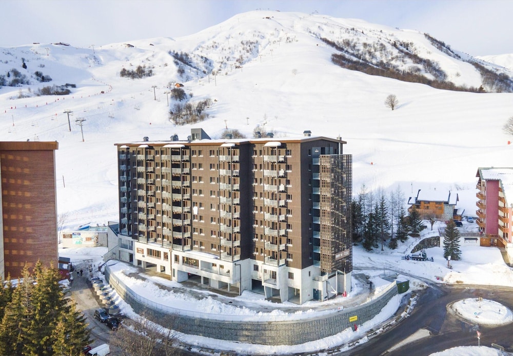 Apartment in Le Corbier With Heated Pool