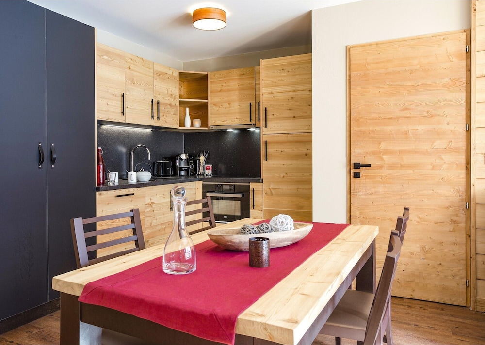Charming Apartment With Pool in Tignes