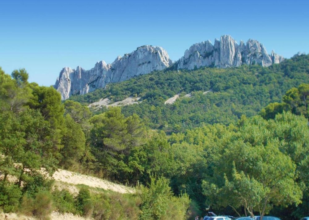 Villa in Vaison Near Roman Ruins & Pool