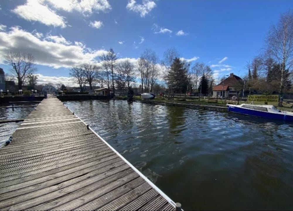 Havel River Houseboat