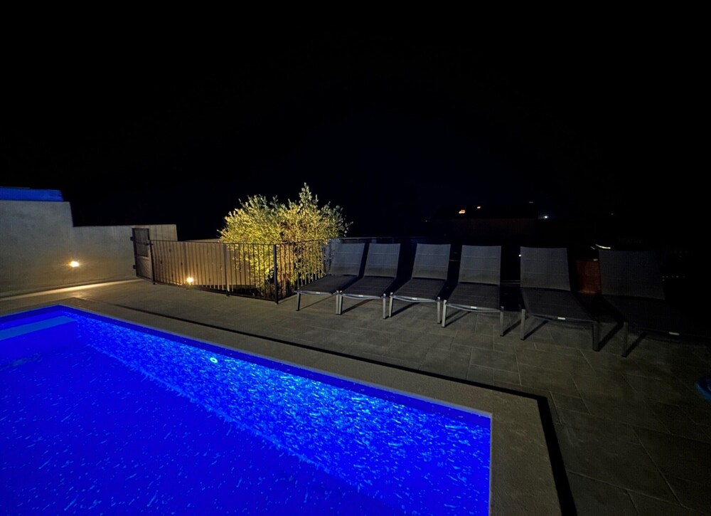 Beautiful Apartment With View
