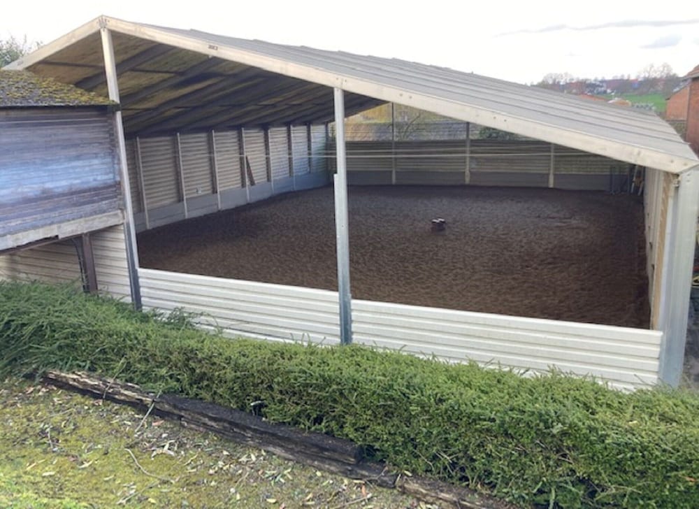 Riding School Farm Stay