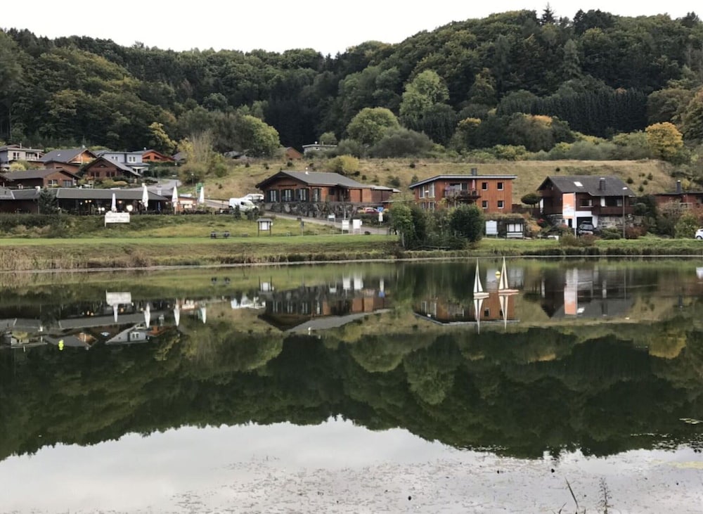 Holiday Home Lower Lake Terrace