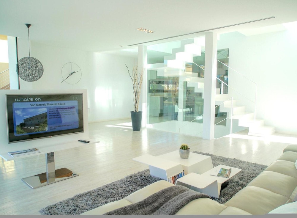Villa in Son Serra With Beach and Pool