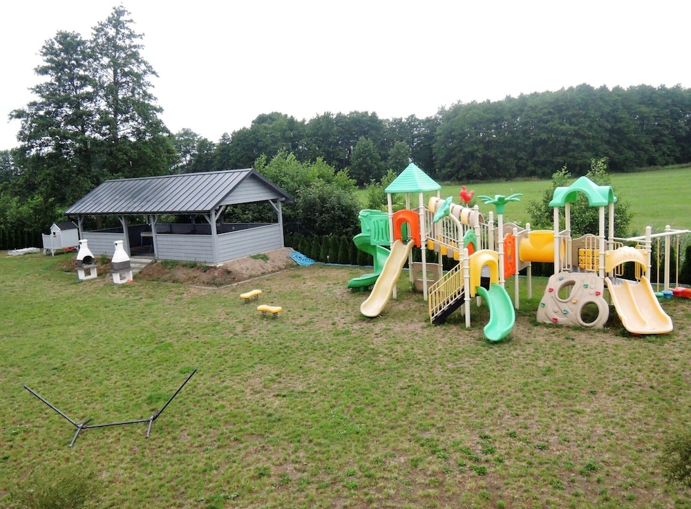 Dziwnowek Holiday House Near Beach
