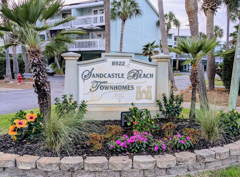 Sandcastle Townhomes #24 by Southern Vacation Rentals