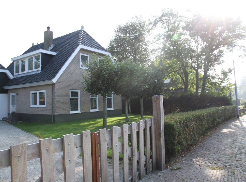 Groet Villa Stay With Garden Views view 5