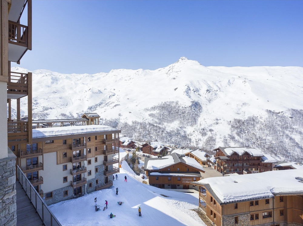 Apartment in Les Menuires With Spa & Ski Access