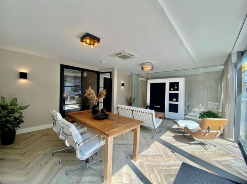 meeting & event spaces