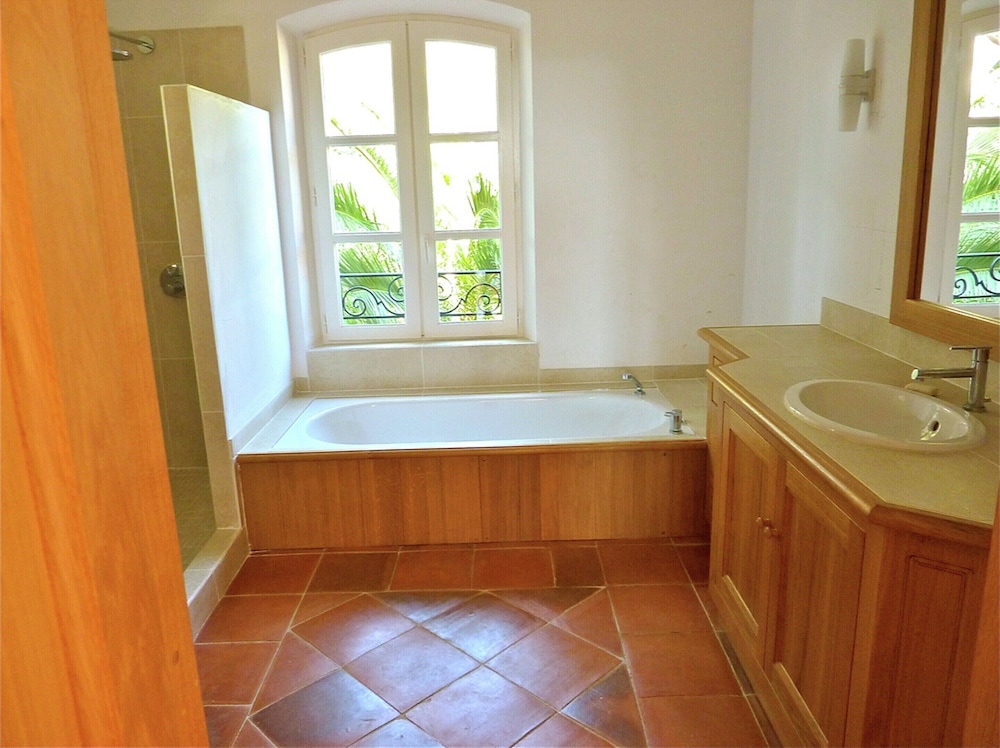Villa in La Croix-valmer Near the Beach