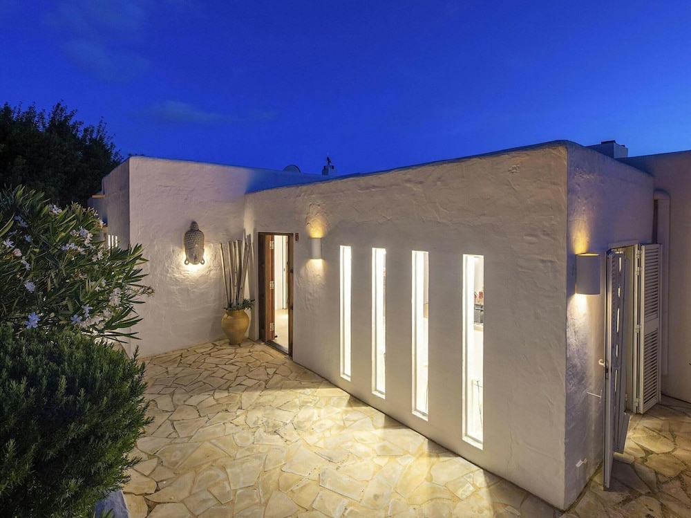 Holiday Home With Outdoor Barbecque