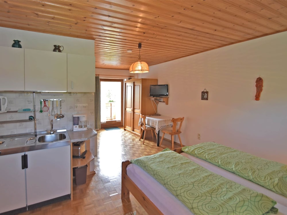 Apartment in Sonnen Near Ski Lifts view 4