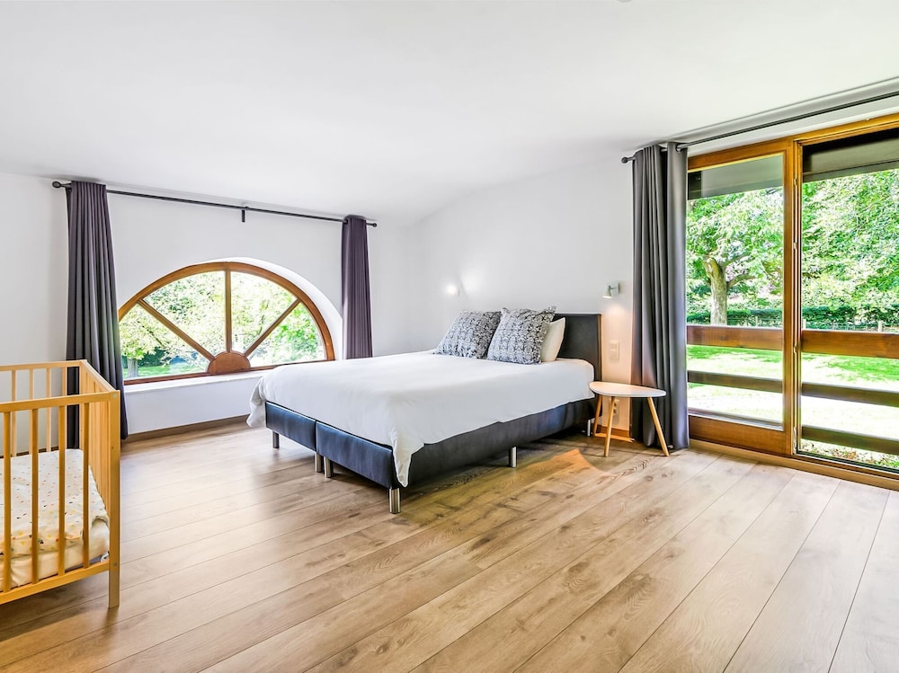 Villa in Ardennes With Pool and Nature Nearby view 3