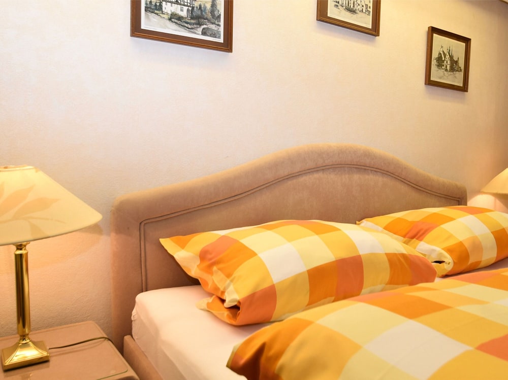 Flat in Bellenberg With Sunbathing Lawn view 4