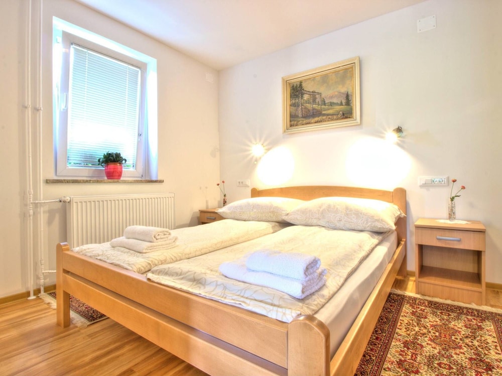 Beautiful Apartment in Bled Near Lake view 2