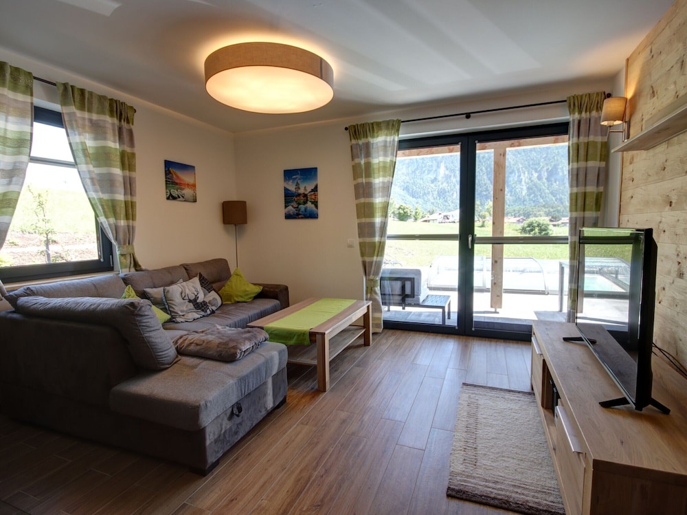 Chalet Gamsknogel mit Privatem Pool und Whirlpool