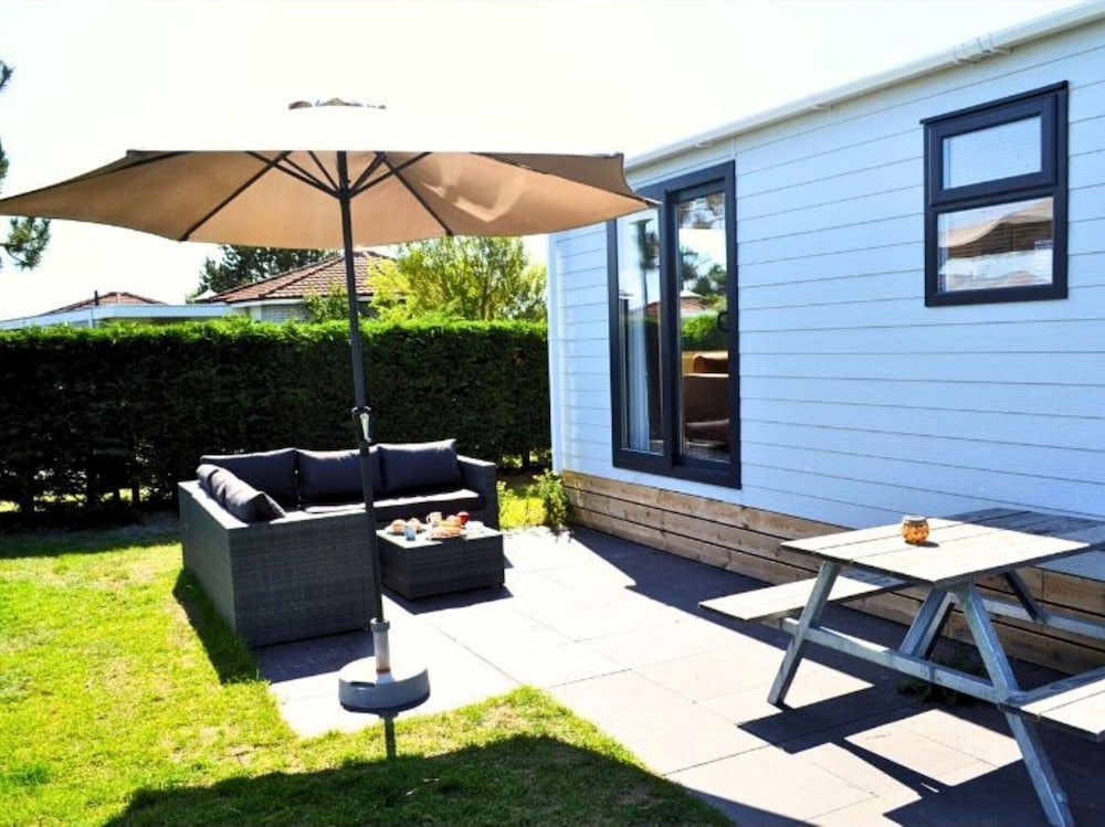 Restful Dune Chalet in Hollum Between Golf Course and Beach