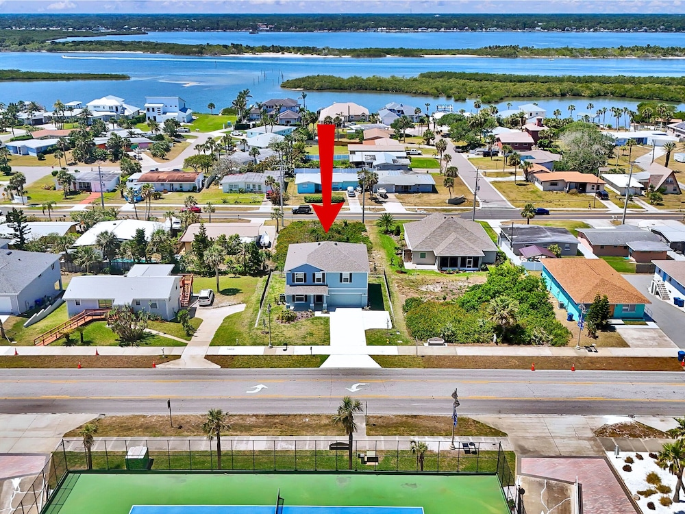 Turtle Paradisena by Distinctive Beach Rentals