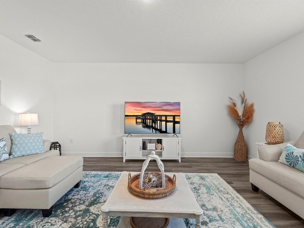 Turtle Paradisena by Distinctive Beach Rentals